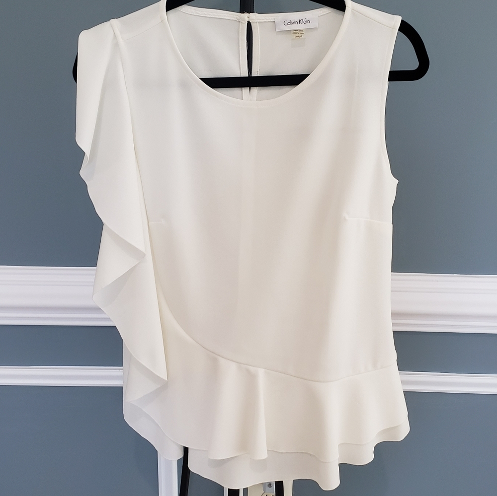 Calvin Klein White Top With Side Ruffles